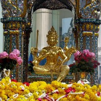 No trip to Bangkok is complete unless I go to the Erawan shrine